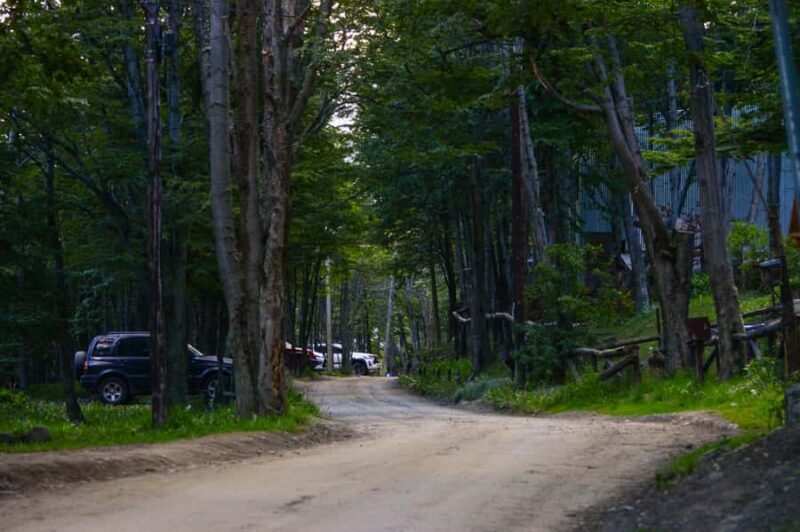 Ushuaia City Tour: Vespertine Tour with Dinner - FAQ