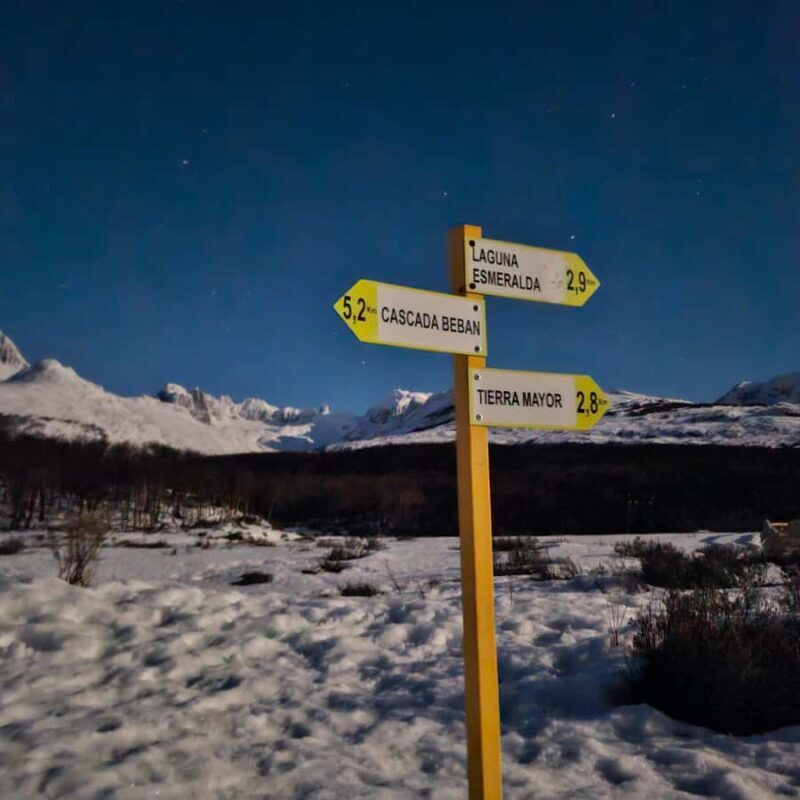 Ushuaia: Laguna Esmeralda Trekking Tour By Night - The Sum Up