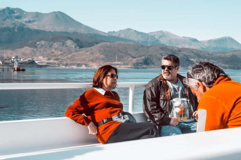 Ushuaia: National Park, Train and Navigation. Airport transfer included - FAQs