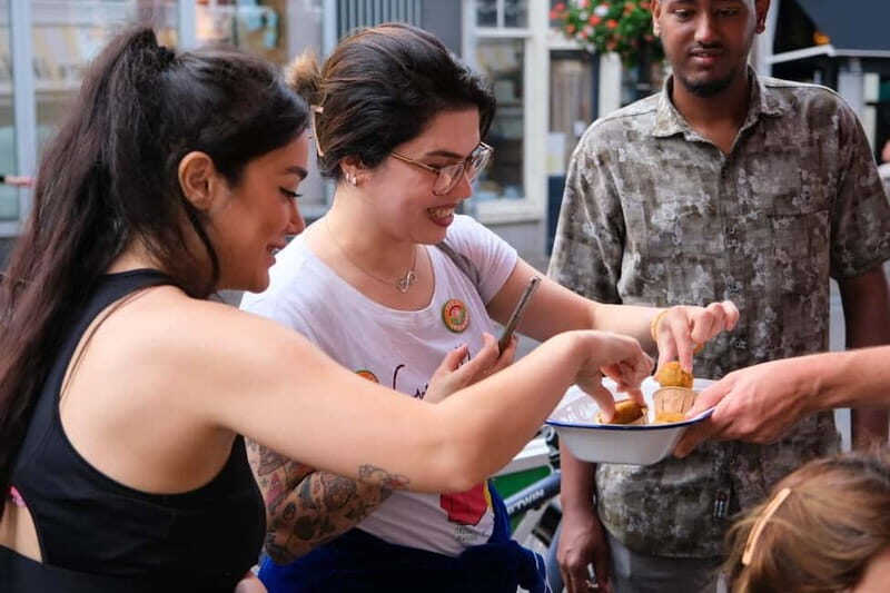 Utrecht Food Tour: 7 food stops and a fantastic local guide - Exploring Utrecht’s Vegan Food Scene