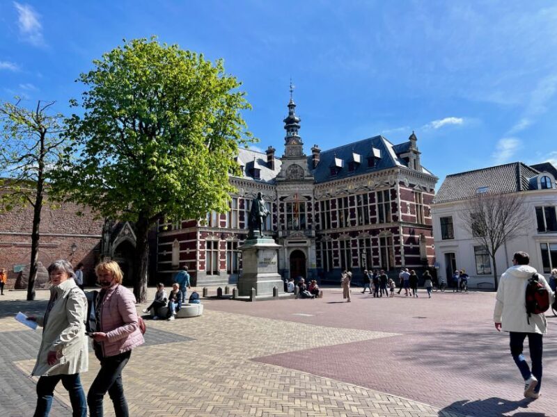 Utrecht: Highlights and Secrets with a Walking Tour - FAQ