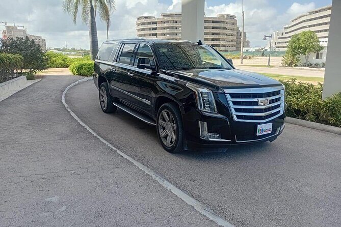 Uvero Alto Private Luxury VIP Cadillac Transfer - Key Points