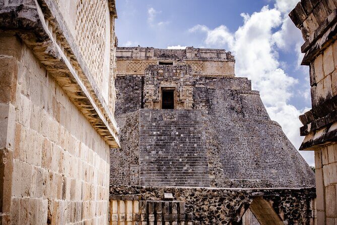 Uxmal Ruins Guided Tour with a Certified Guide - Exploring Uxmal with a Certified Guide: What You Can Expect