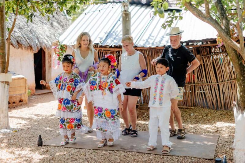 Uxmal: Traditional Mayan Cooking Class with Market Visit - Exploring Santa Elena on a Tuk-Tuk