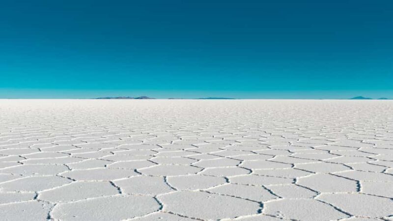 Uyuni: 3-Day Salt Flats Tour with San Pedro de Atacama Trip - Key Points