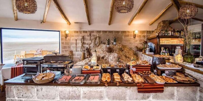 Uyuni: Night of Stars + 4 Star Salt Hotel | Private | - An In-Depth Look at the Uyuni Salt Flat Experience