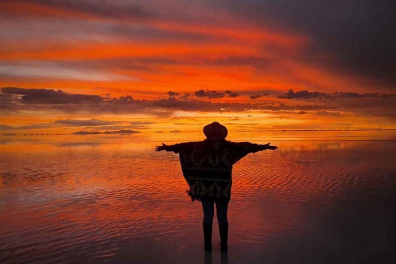 Uyuni: Salt Flats and Sunset Guided Tour with Lunch - Is This Tour Worth the Price?