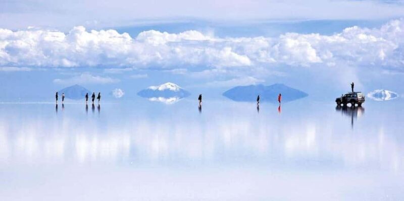 Uyuni: Salt Flats and Sunset Guided Tour with Lunch - The Sunset and Relaxing End