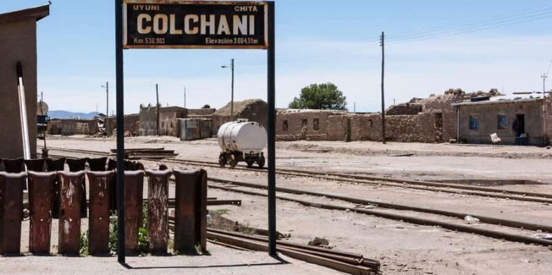 Uyuni: Salt Flats and Train Cemetery Day Trip - Who Should Consider This Tour?