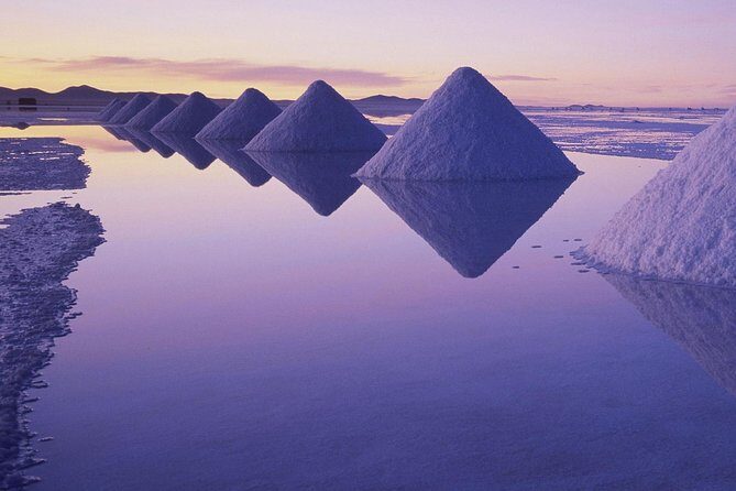 Uyuni Salt Flats (Day Tour) - English Speaking Guide - A Deep Dive into the Uyuni Salt Flats Day Tour