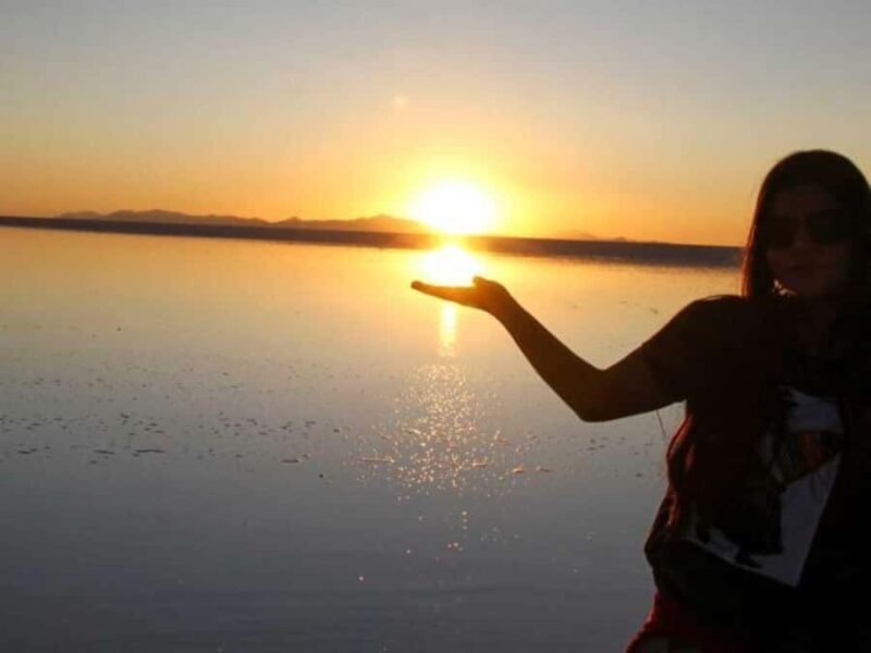 Uyuni: Traditional Excursion to the Salar de Uyuni + Sunset - Journey Through the Salt: What to Expect from Start to Finish