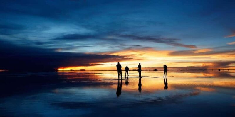 Uyuni: Train Cemetery, Colchani, and Salar de Uyuni Tour - Key Points