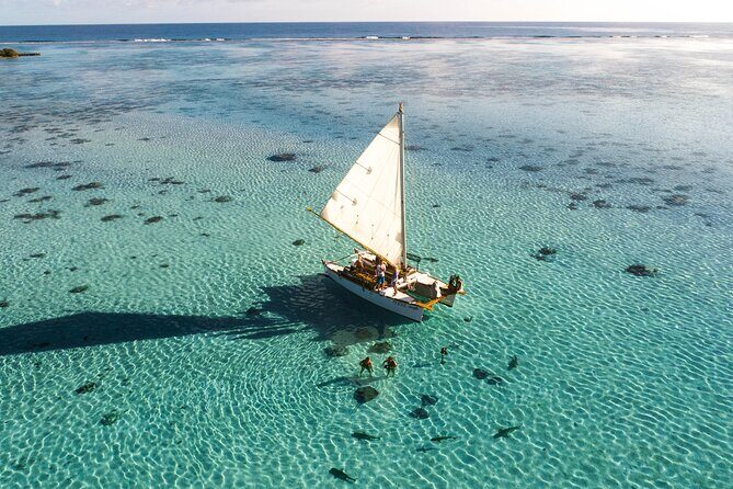Vaapiti private sunset - Exploring the Moorea Sunset Pirogue Experience