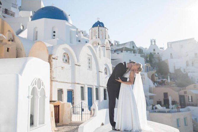 Vacation Photographer in Santorini - Discover Santorini Through the Lens: A Detailed Look at the Vacation Photographer Experience