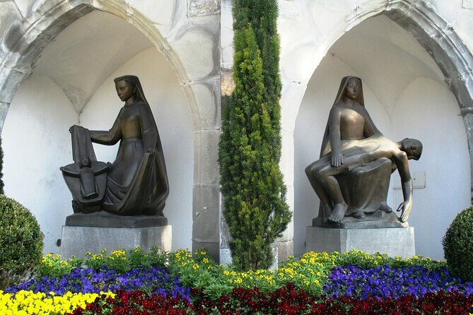Vaduz Private Guided Walking Tour - A Deep Dive into Vaduz on Foot