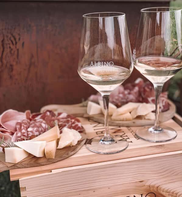 Valdadige: Winery Tour with 4 Wine Tastings - Key Points