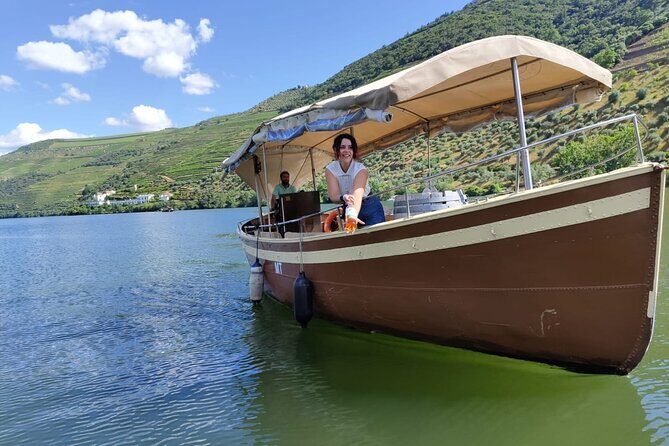 VALE DOURO: Luxury Private Wine Tour, Winery Tour and Cruise - Authentic Experiences and Guided Insights