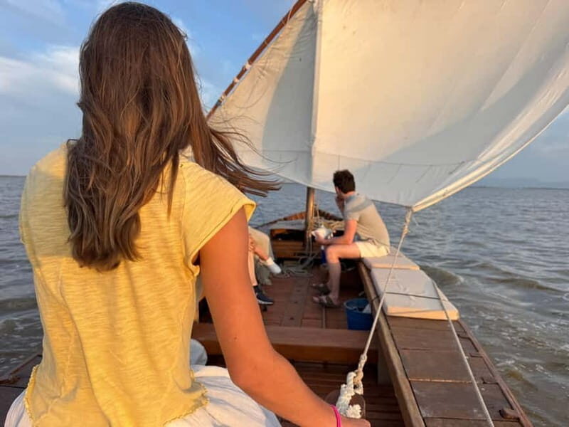Valencia: Albufera Sunset on a sailboat with a Local Guide - A Detailed Look at the Albufera Sunset Sail
