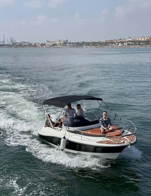 Valencia: Boat rental without license - Why This Tour Stands Out