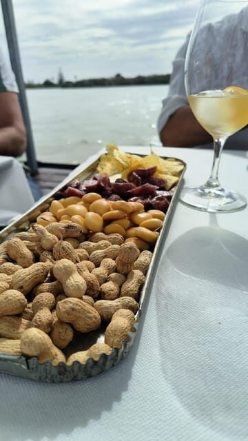 Valencia: Boat ride with tasting of Valencian vermouths - Who Should Consider This Tour?