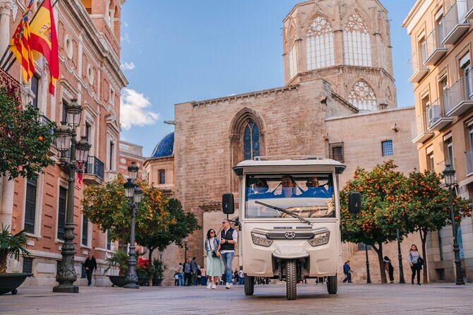 Valencia by Tuk Tuk i: Private tour 1 or 2 hours explore the city - Who Would Love This Tour?