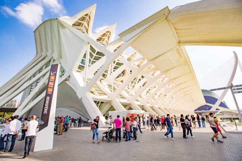 Valencia: City of Arts and Science 3D Movie at Hemisfèric - Practical Tips for Visitors