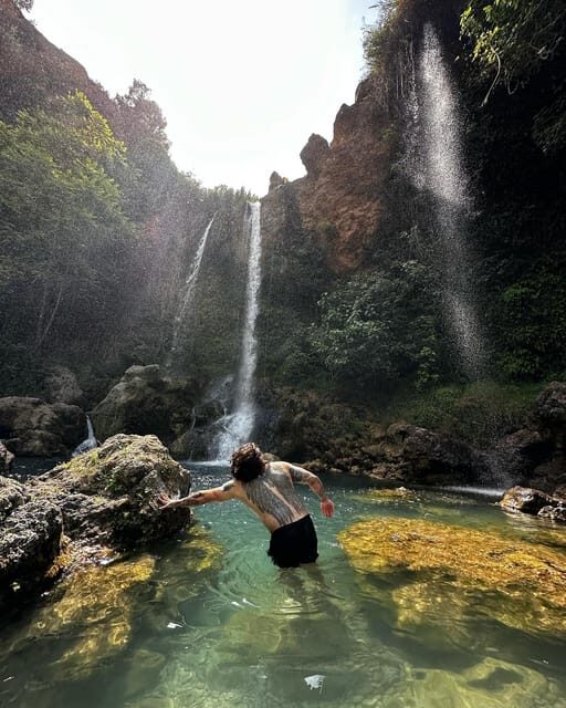 Valencia: day trip exploring waterfalls, springs and caves. - Detailed Breakdown of the Itinerary