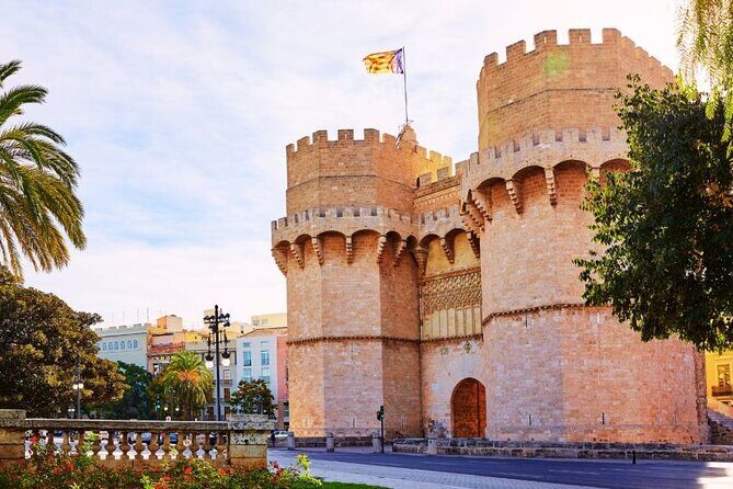 Valencia Exploration Game and City Tour on your Phone - FAQ