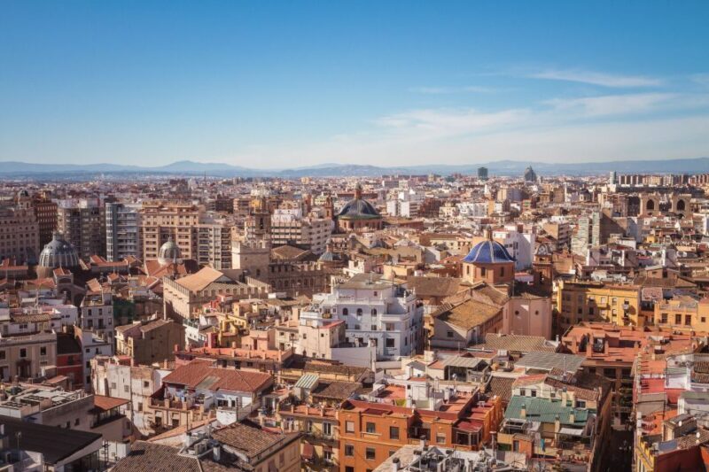 Valencia: Express Walk with a Local in 60 minutes - Key Points