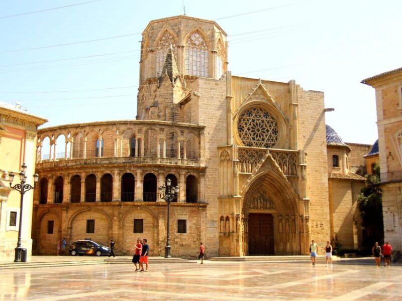 Valencia: Express Walk with a Local in 60 minutes - FAQ