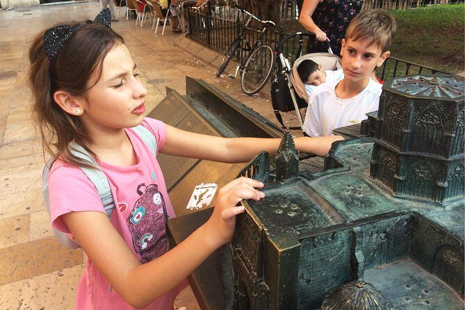 Valencia Family Tour Guided tour in Italian - Key Points