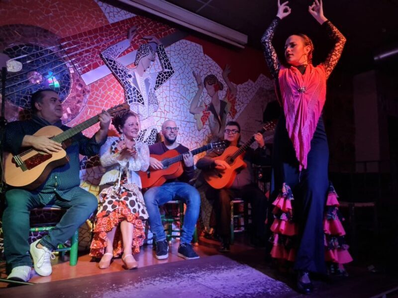 Valencia: Flamenco at Toro y La Luna with Drinks or Dinner - FAQ