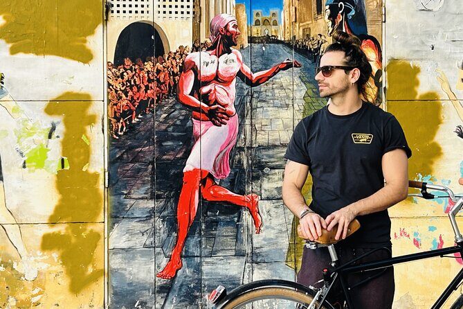 Valencia: Guided Bike Tour of the city's highlights. From 23 - Savoring the Local Flavors: Central Market and La Lonja