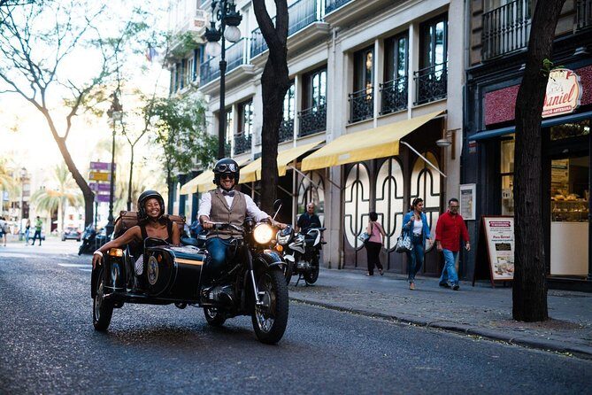 Valencia Highlights on a Vintage Sidecar with local driver - Authenticity and Reviewer Insights