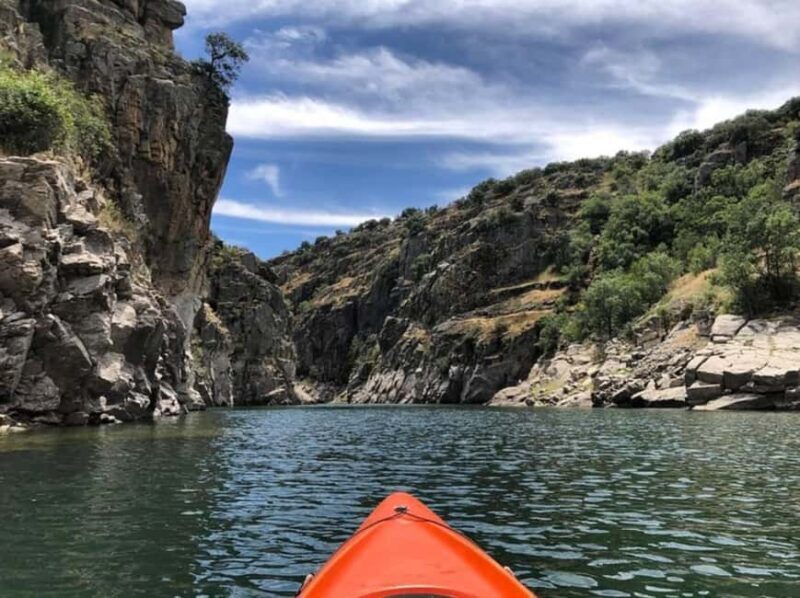 Valencia: Hike and kayak tour through the Júcar Gorge (Cofrentes) - Who Should Consider This Tour?
