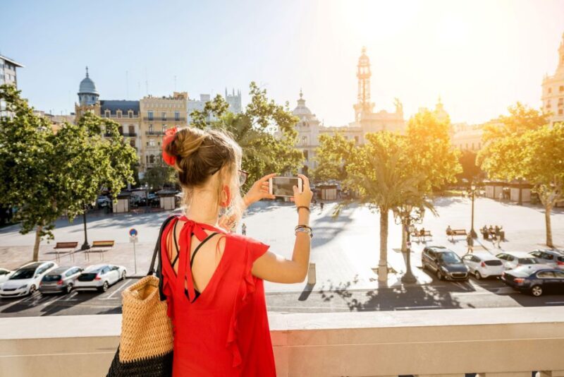 Valencia: Insta-Perfect Walk with a Local - Authentic Experiences and Practical Tips