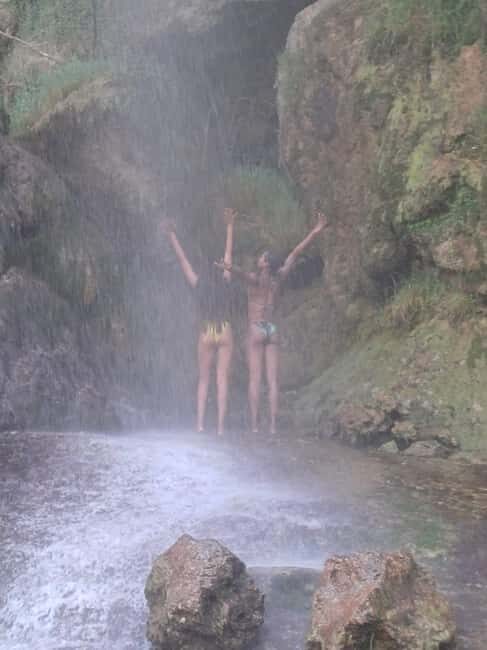 Valencia: Montanejos Thermal Spring & Girlfriend Waterfall - Who Will Love This Experience?