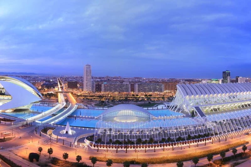 Valencia: Oceanogràfic, Hemisfèric & Science Museum Combos - Discover the City of Arts and Sciences in Valencia