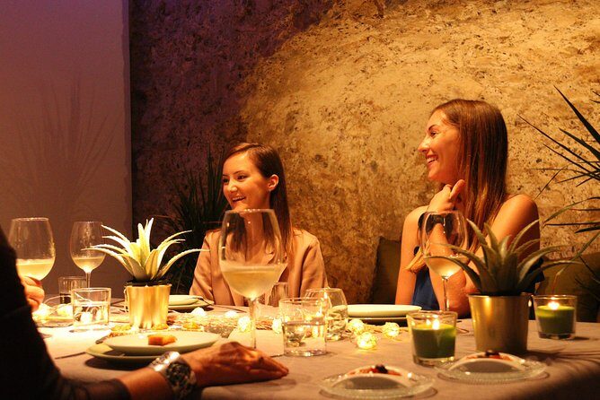 Valencia Old Town Tour with Wine & Tapas in 11th Century Historic Monument - An In-Depth Look at the Valencia Old Town Tour