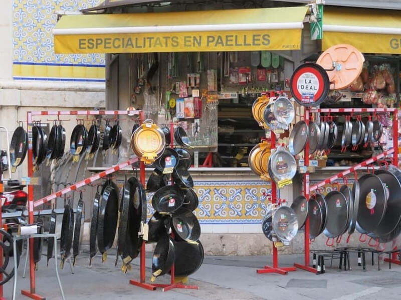Valencia: Paella Cooking Class with Market Tour and Tastings - Embracing Valencian Culture at the Central Market