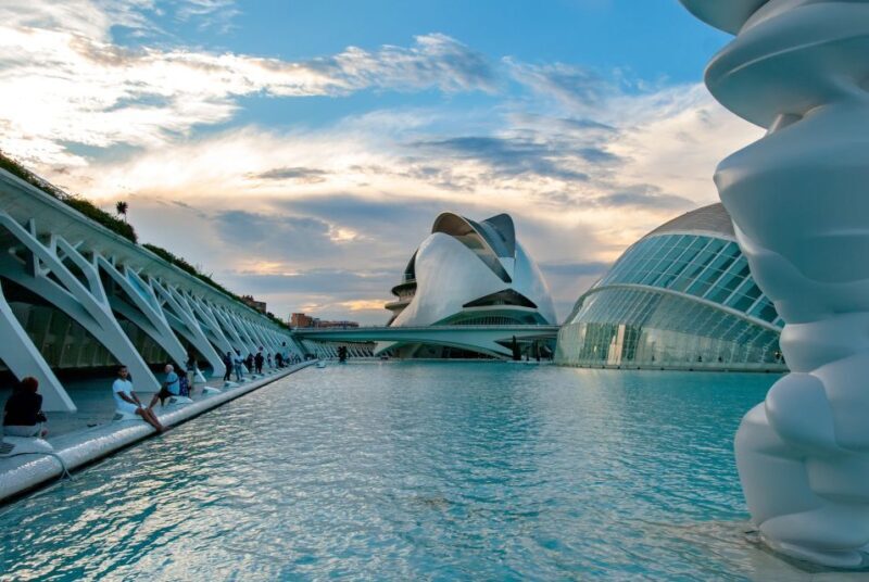 Valencia: Private 4-Hour Walking Tour with Cathedral - Additional Highlights