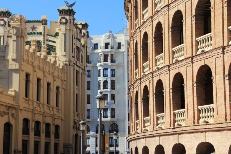 Valencia: Private Architecture Tour with a Local Expert - Practical Tips for Your Tour