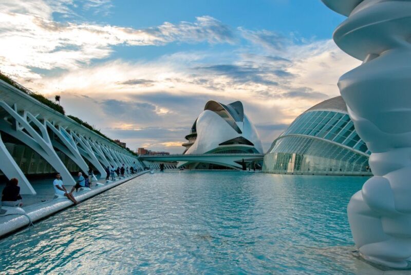 Valencia: Private Architecture Tour with a Local Expert - Who Should Consider This Tour?