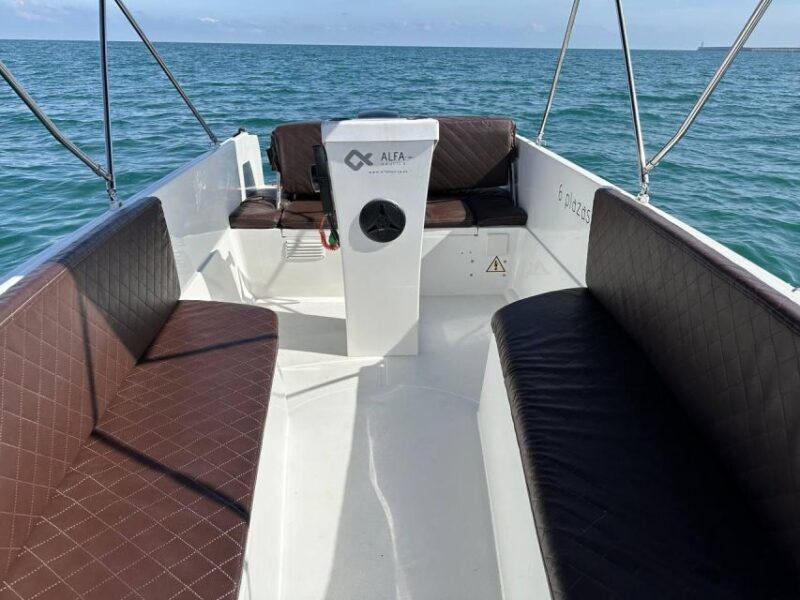 Valencia: Rent Boat Without License - Valencia: Rent a Boat Without a License