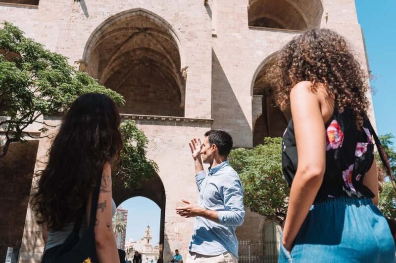 Valencia: Tapas and Drinks Evening Tour - The Value of This Experience