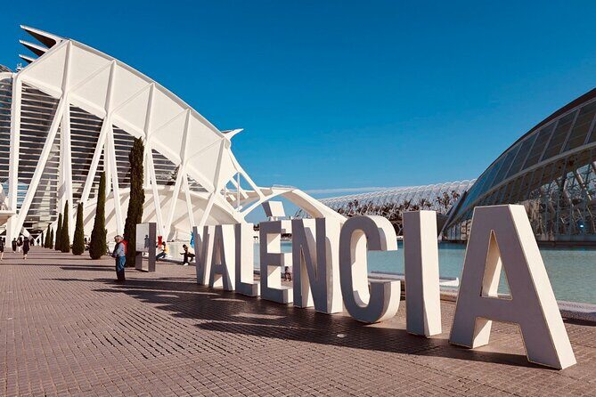 Valencia: Top 25 Highlights Guided Bike Tour - An In-Depth Look at the Valencia Bike Tour