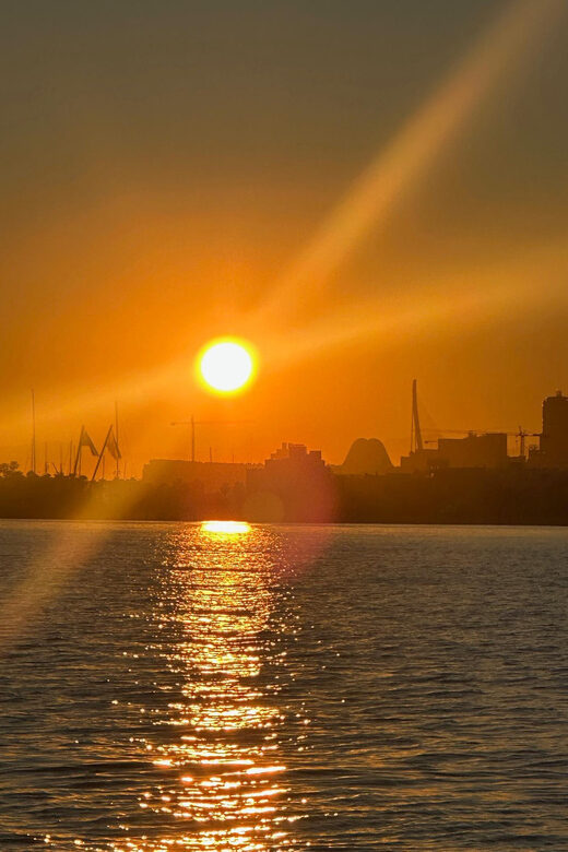 Valencia: VIP Sunset Cruise in Catamaran with drink - A Closer Look at the Itinerary