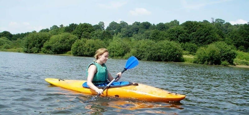 Valle de Bravo: Kayak and Paddle Board Rental Experience - The Experience and the Setting