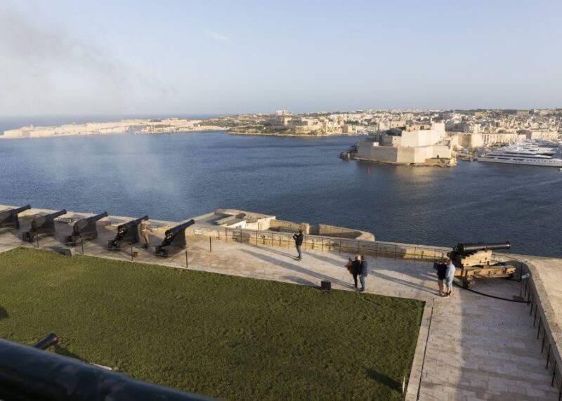 Valletta: Guided Walking Tour with St. John's Co-Cathedral - Discover Valletta on Foot: A Deep Dive into Malta’s Capital
