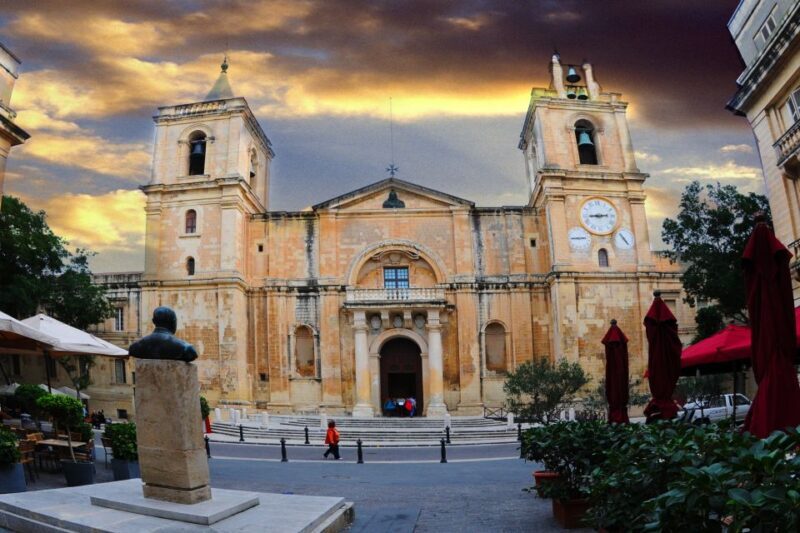 Valletta Half Day inc St. John's Cathedral, Malta Experience - Exploring Valletta in Detail